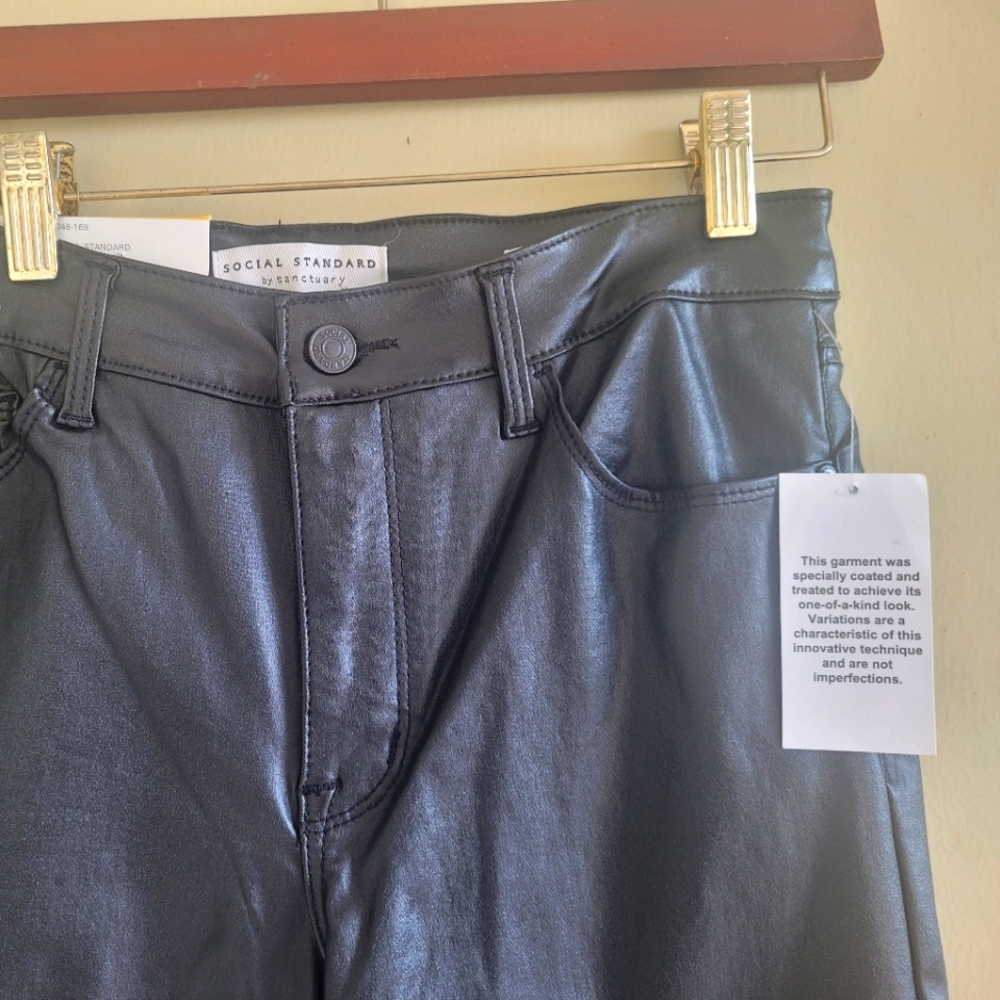 Faux Leather Mid-Rise Ankle Skinny Size 8